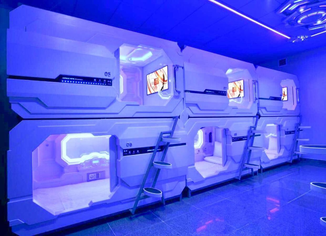 Bestow Capsule Hostel Kuala Lumpur Ngoại thất bức ảnh