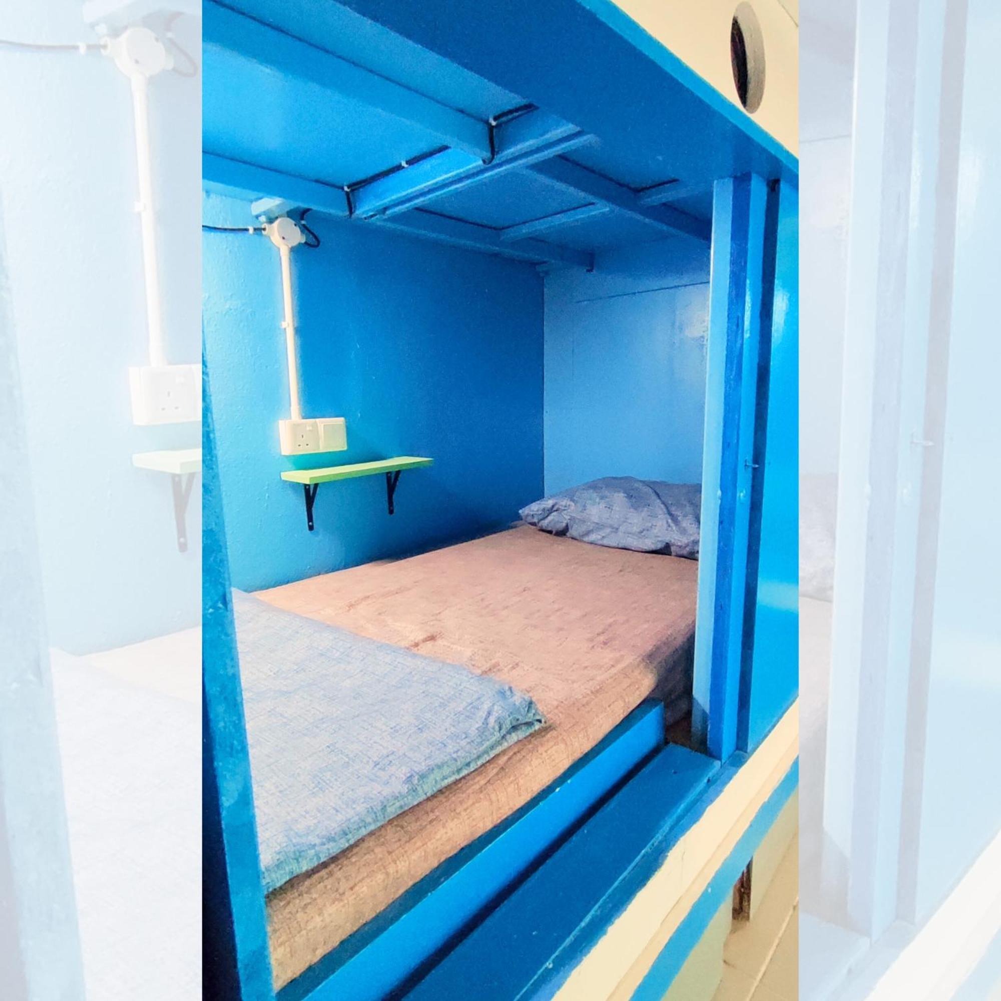 Bestow Capsule Hostel Kuala Lumpur Ngoại thất bức ảnh