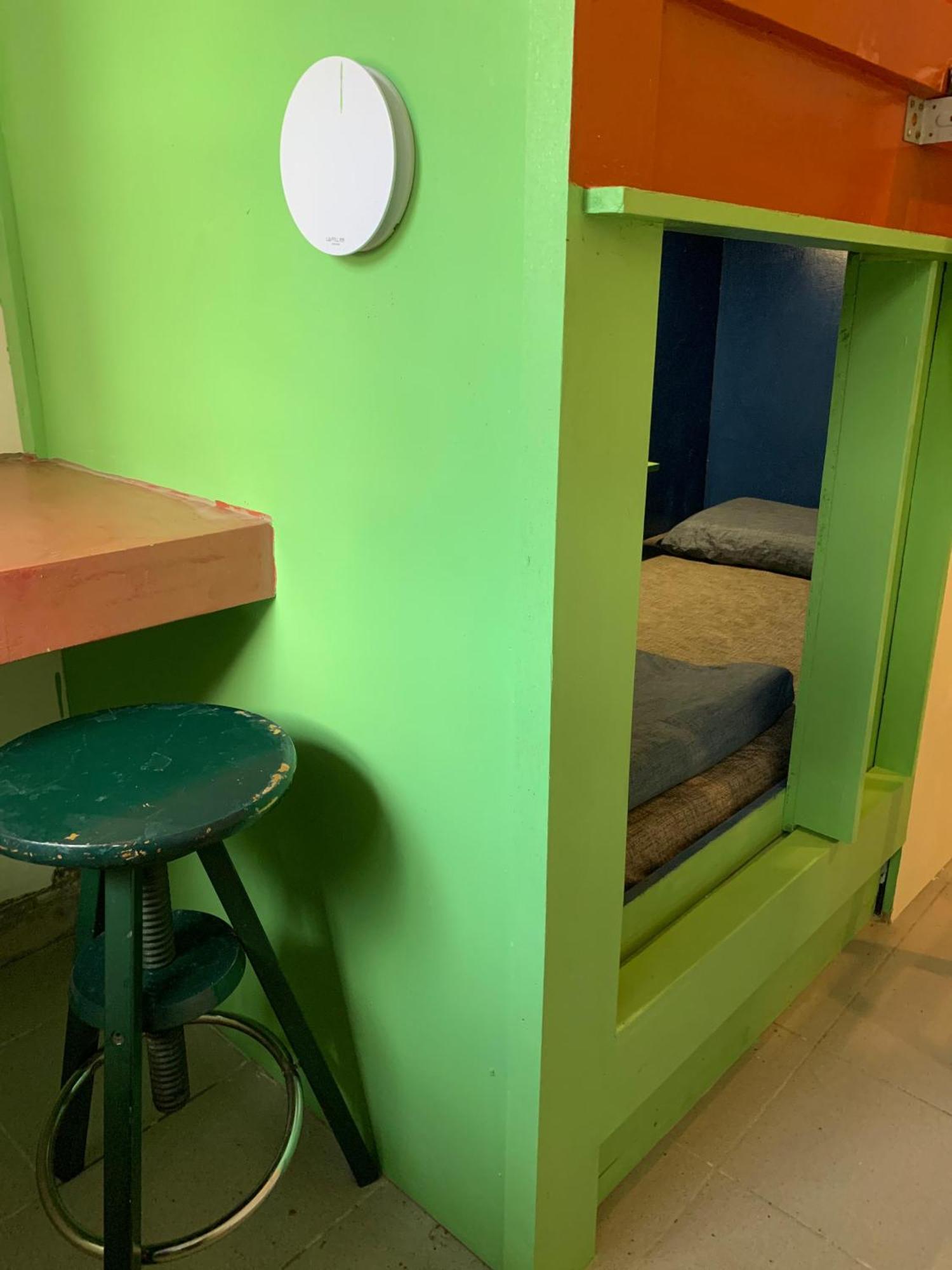 Bestow Capsule Hostel Kuala Lumpur Ngoại thất bức ảnh